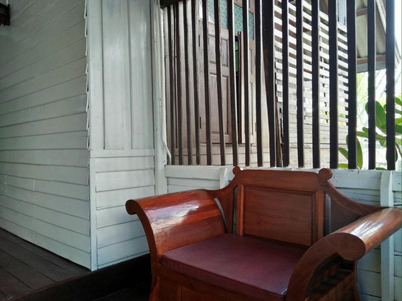 Baan Khun Krub Hotel Chiang Mai Bagian luar foto