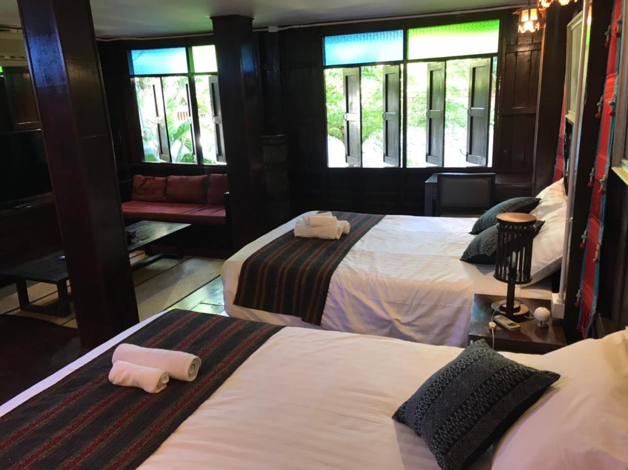 Baan Khun Krub Hotel Chiang Mai Bagian luar foto