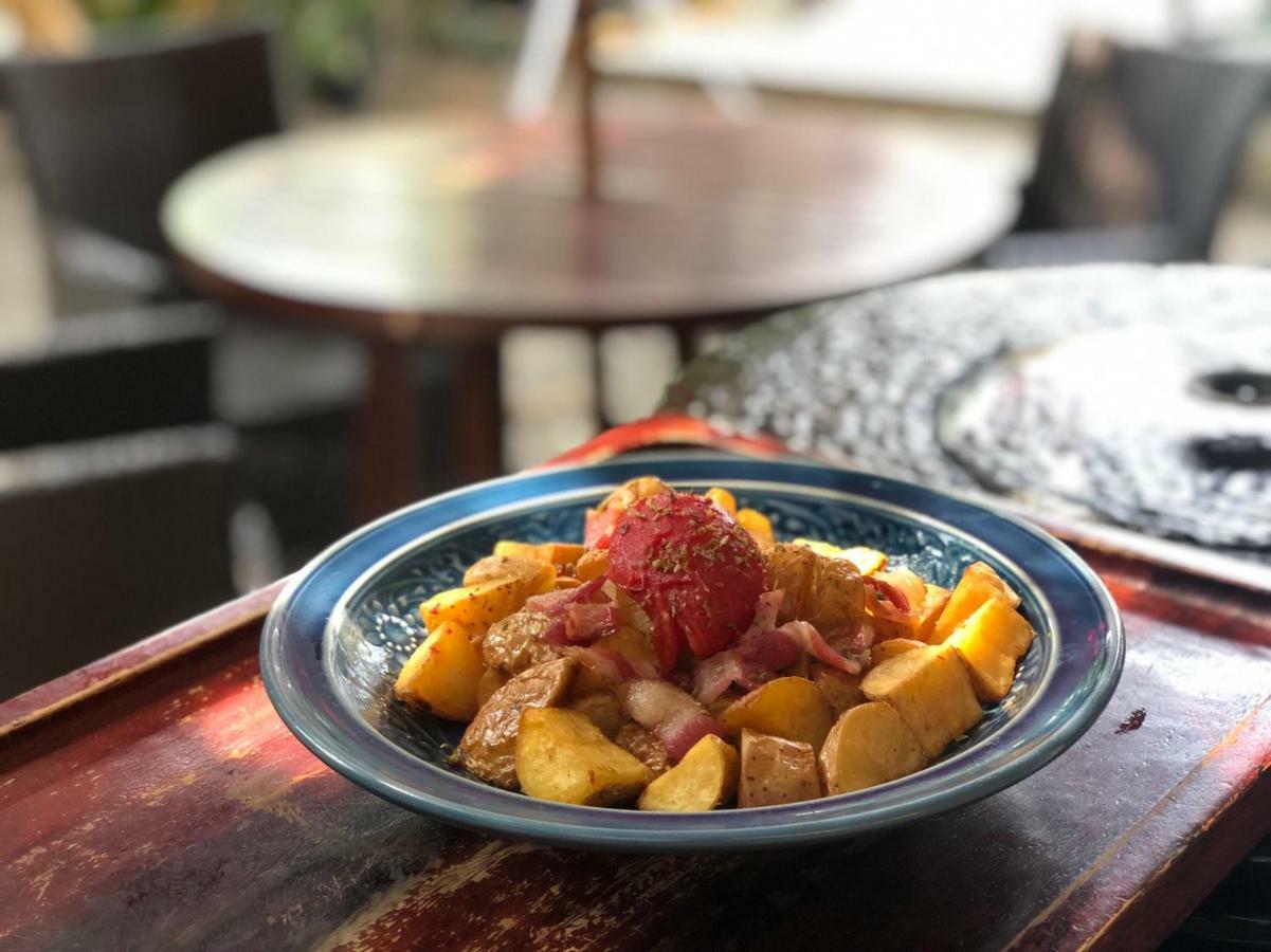 Baan Khun Krub Hotel Chiang Mai Bagian luar foto